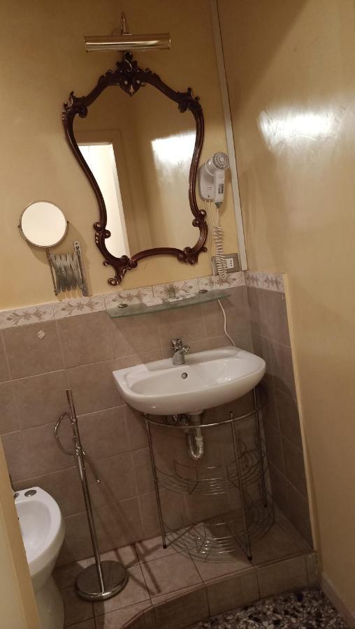 ピサ Relais Corso Storico Bed & Breakfast エクステリア 写真