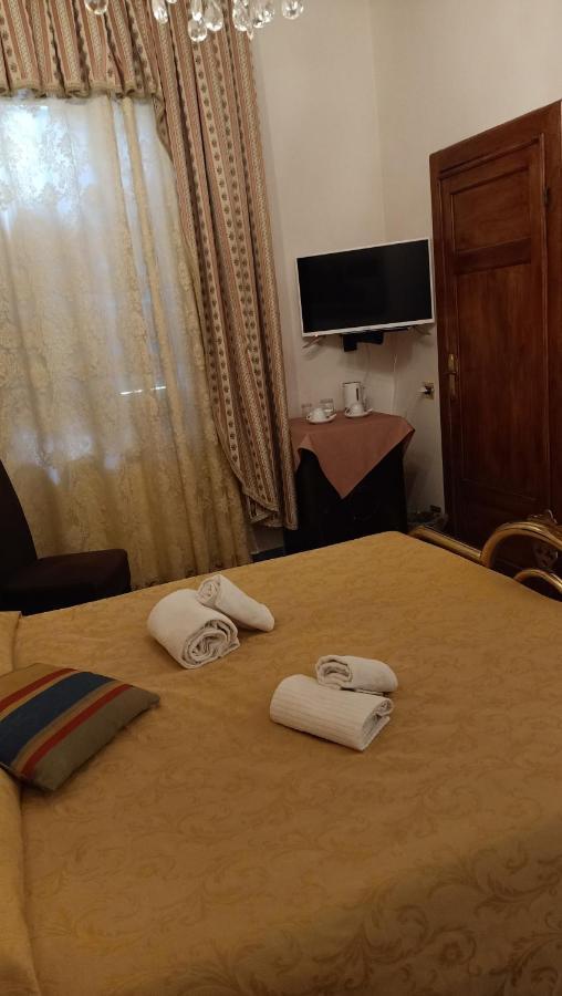 ピサ Relais Corso Storico Bed & Breakfast エクステリア 写真